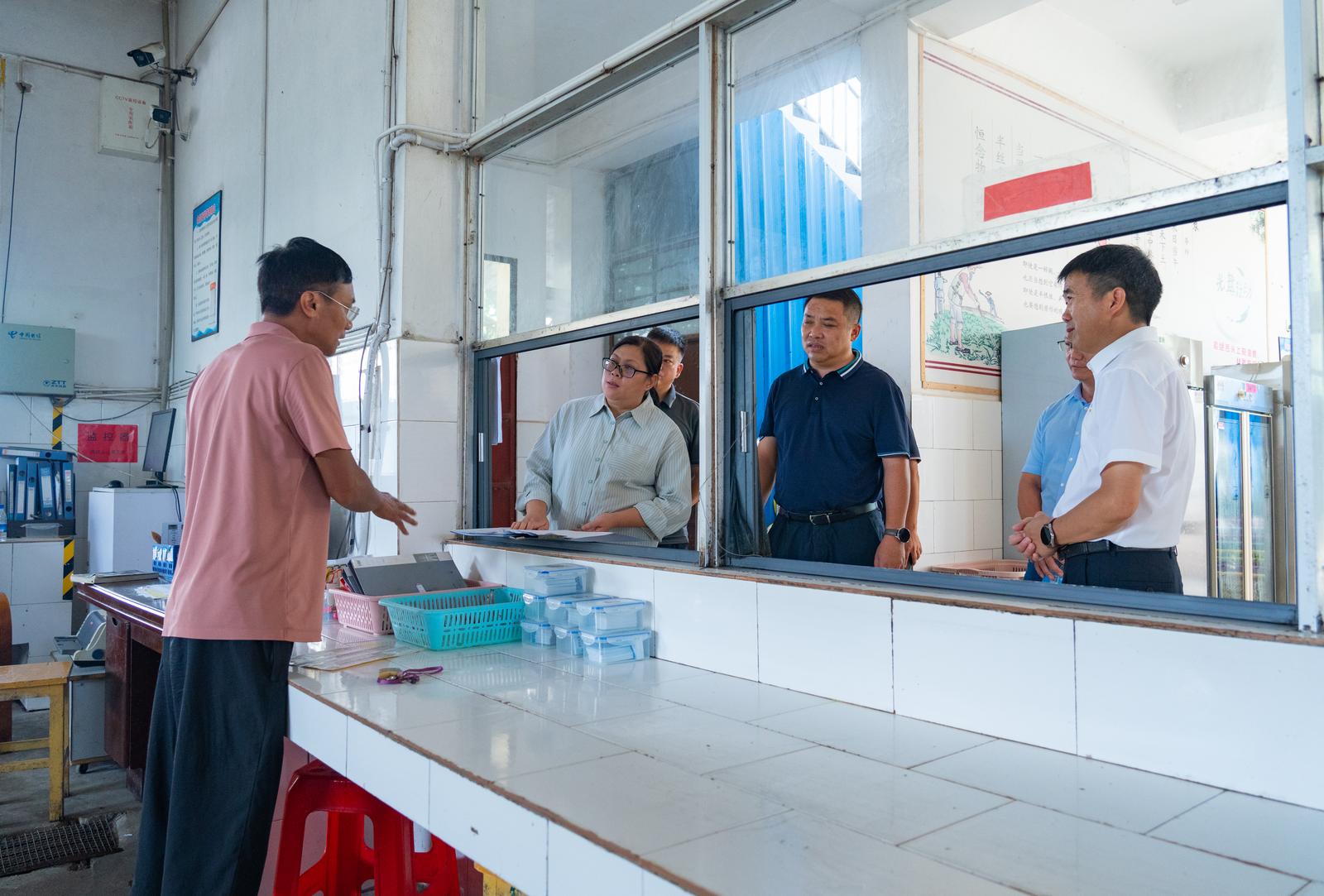 56ad6c61-3c9f-4927-88a5-4f161aaf0b72_l