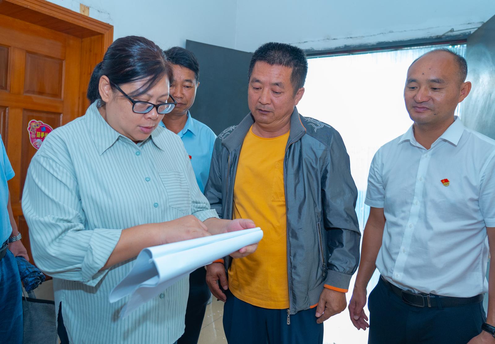 b98c0f58-8846-4649-9559-d6402a36273b_l