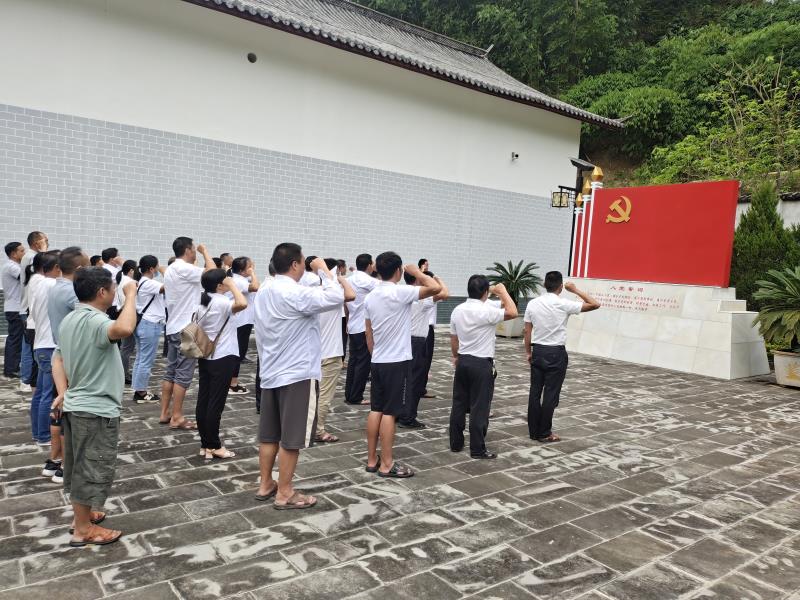 现场教学：参观梁河特委纪念馆 (6)