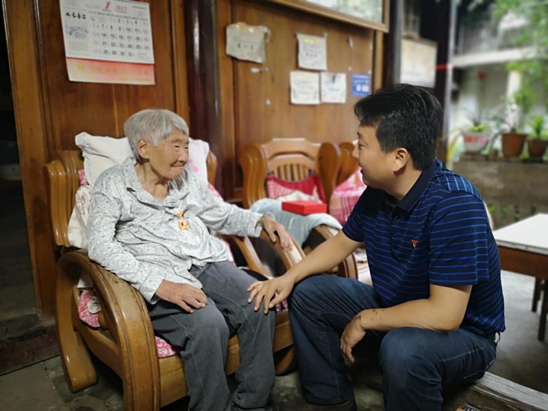 ecf671c8bb1a92eeae0b5975ac732e8